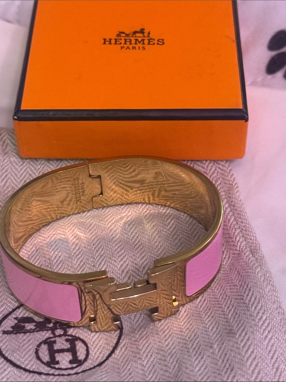 Bracelet
